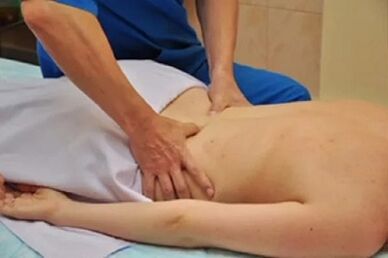 Massage as a method of treating thoracic osteochondrosis. 
