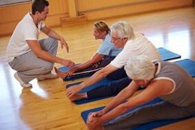 Exercise therapy for osteoarthritis under the supervision of a specialist. 